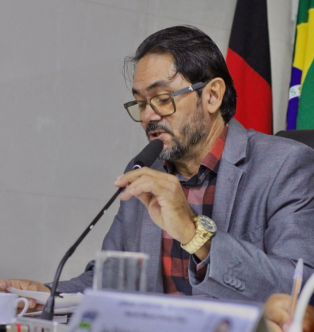 Projetos aprovados pela Câmara de Alhandra buscam garantir bem-estar e dignidade nas escolas